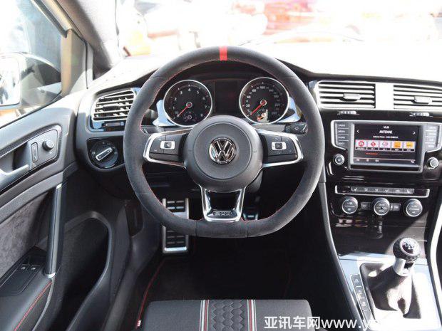 大眾(進(jìn)口) 高爾夫(進(jìn)口) 2016款 GTI Clubsport S