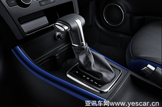 【新聞稿】昌河Q25獲第四屆中國(guó)汽車傳播大獎(jiǎng)“年度小型SUV”殊榮V2_444611178.png