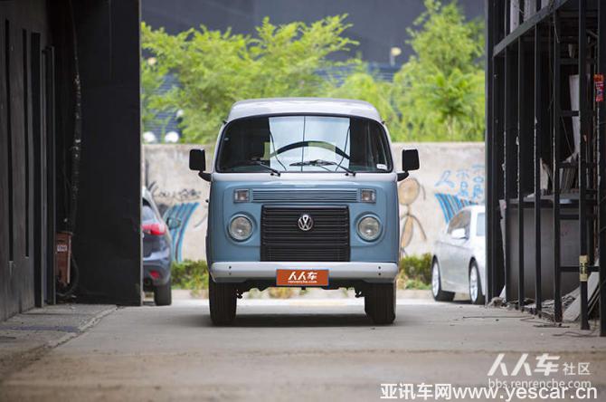 0620-11人人車“豪華套餐”推薦：全球限量1200臺的經典車VW T2821.png