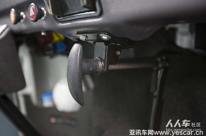 0620-11人人車“豪華套餐”推薦：全球限量1200臺的經典車VW T22428.png