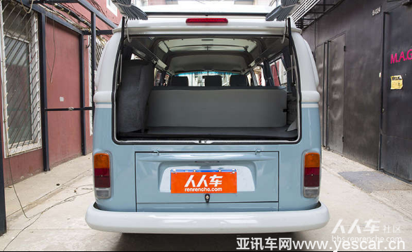 0620-11人人車“豪華套餐”推薦：全球限量1200臺的經典車VW T24573.png