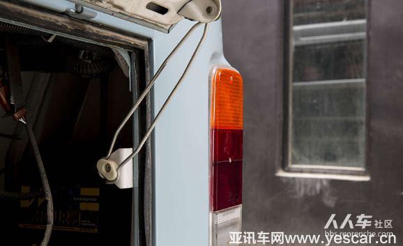 0620-11人人車“豪華套餐”推薦：全球限量1200臺的經典車VW T24944.png