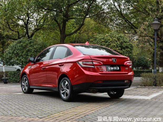 東風(fēng)裕隆 銳3 2016款 1.6L CVT尊享型天窗版
