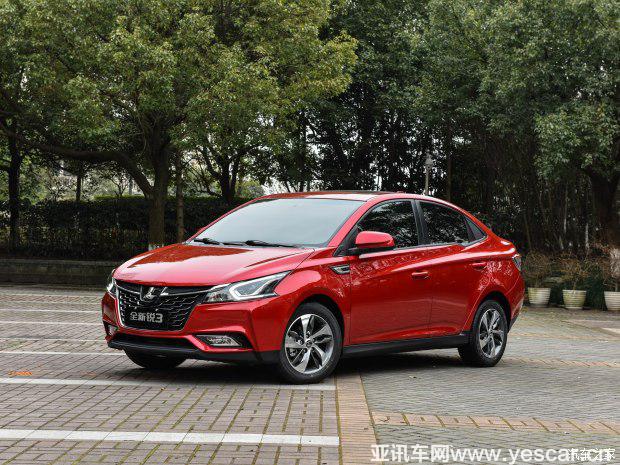 東風(fēng)裕隆 銳3 2016款 1.6L CVT智享型