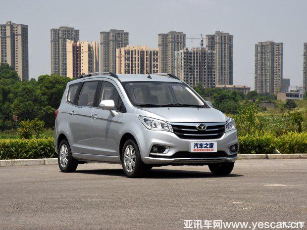濰柴汽車(chē) 英致737 2015款 1.5L 手動(dòng)頭等艙導(dǎo)航版
