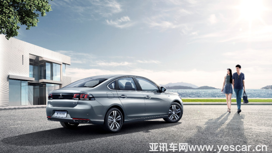 1-【東風(fēng)標(biāo)致成都車展新聞稿】新一代東風(fēng)標(biāo)致308+預(yù)售開(kāi)啟+實(shí)力綻放-8.31【final】264.png