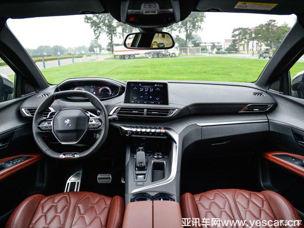 東風(fēng)標(biāo)致 標(biāo)致4008 2017款 1.8THP 豪華GT版 東風(fēng)標(biāo)致 標(biāo)致4008 2017款 1.8THP 豪華GT版