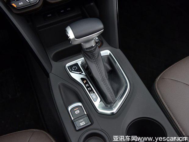 廣汽乘用車 傳祺GS4 2016款 235T G-DCT尊貴版