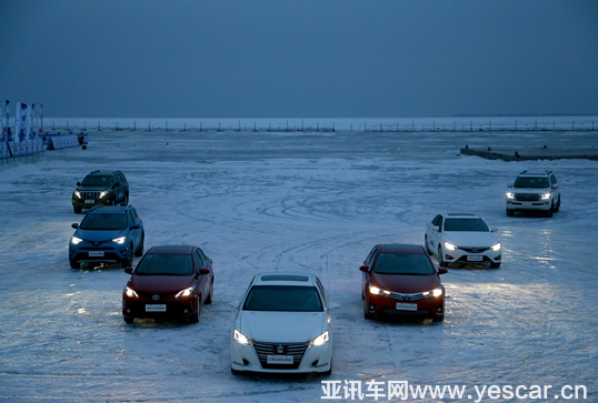 查干湖點(diǎn)兵凌駕--一汽豐田冰雪巔峰駕享匯開(kāi)啟市場(chǎng)新征程3