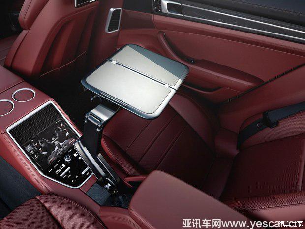 保時(shí)捷 Panamera 2017款 Panamera 4 E-Hybrid 行政加長(zhǎng)版 2.9T