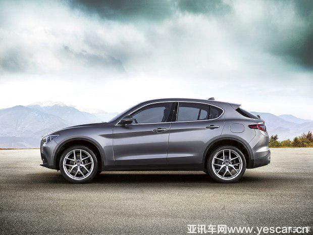 阿爾法羅密歐 Stelvio 2017款 First Editon