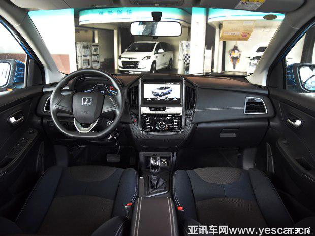東風(fēng)裕隆 銳3 2016款 1.6L CVT智享型