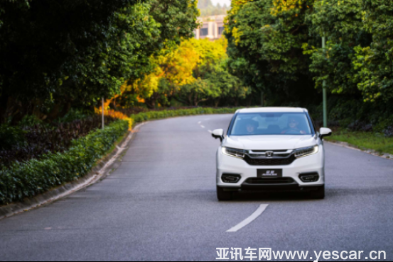 04140552779f469e852032.png 3.冠道240turbo強(qiáng)大動力超越同級 滿足尖峰駕馭渴望404.png