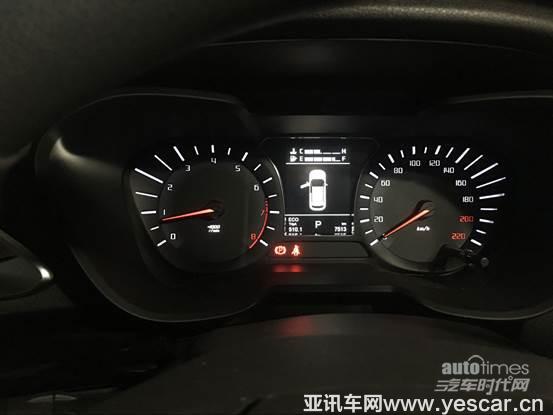 車(chē)燈改裝：近光氙氣燈，遠(yuǎn)光LED大燈組合最完美