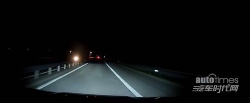 車(chē)燈改裝：近光氙氣燈，遠(yuǎn)光LED大燈組合最完美