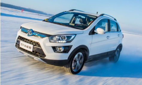 SUV新標(biāo)桿北汽新能源EX360 PK寶駿510