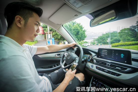 長安新cs75的車主，都有一個好幫手672.png