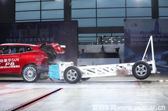 9月4號P8通發(fā)稿三：新能源大潮下，WEY P8領(lǐng)創(chuàng)插混SUV安全新高度1035.png