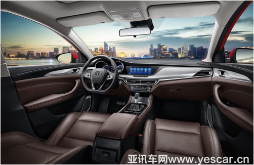 有顏值更有實(shí)力，時(shí)隔六年第二代長安逸動(dòng)全面煥新