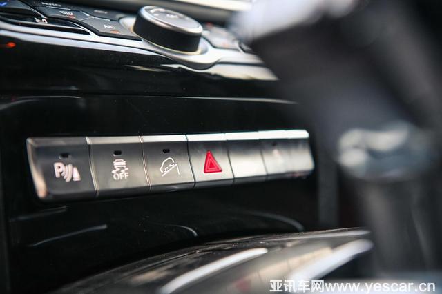 新生代全能選手 試駕哈弗H9-8AT