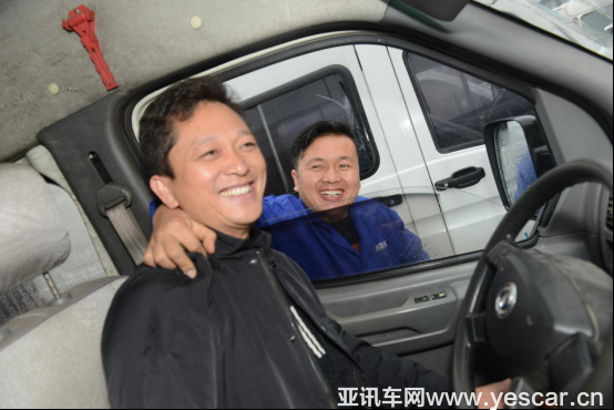 1013462882cd0d0f752909.png 資訊通稿-杭州金牌車主易露波2030.png