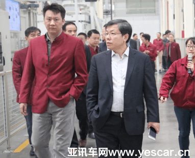 19121641b4aff101625519.gif image002.gif