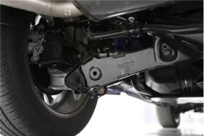 8-想要 “天天向上”？讓哈弗F7帶你飛馳在成功的路上1442.png