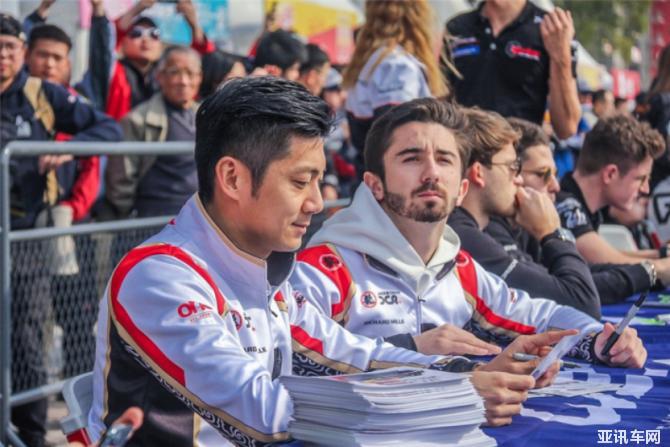 四小時激戰(zhàn) gt show速度·潮流季首次亮相we642.png