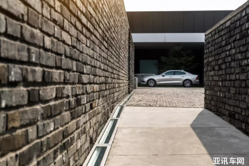 251523069c647efd438390.png image001.png