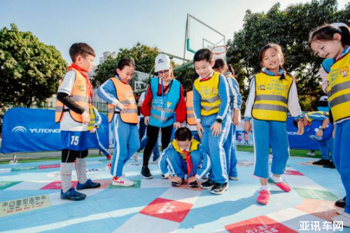 為孩子們做實(shí)事！兒童交通安全公益行將安全教育普及進(jìn)行到底