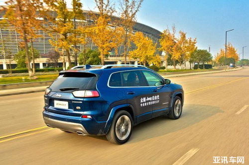 141619335422fe19d47180.png image025.png