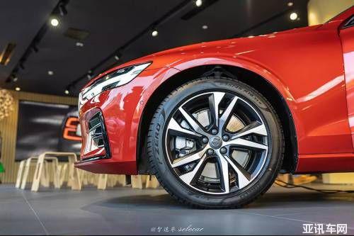 奧迪A4L與沃爾沃S60年終大比拼        