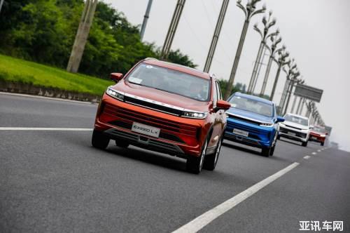 2514490108578250b00525.jpg image003.jpg