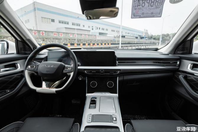 03090910878703678c8321.jpg image003.jpg