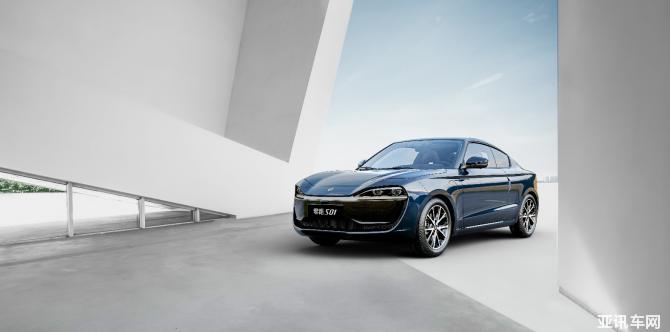 22112609663bb8d7c14495.jpg image004.jpg