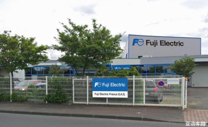 170909492d4f8d59877537.jpg image003.jpg