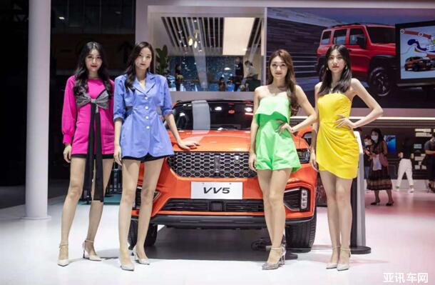 VV5元氣橙版VS XR-V閃烈黃：一見傾心，再見傾“橙”！