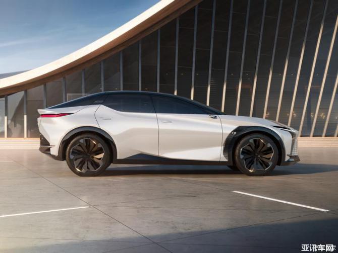 31084443b8f6361d2d9876.jpg image003.jpg