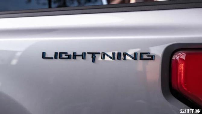 12084039ac9052b7683654.jpg image003.jpg