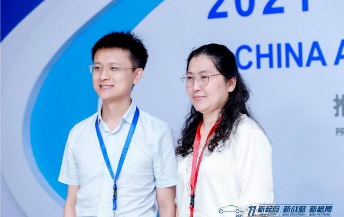 211007589ce23f06de5727.jpg image003.jpg