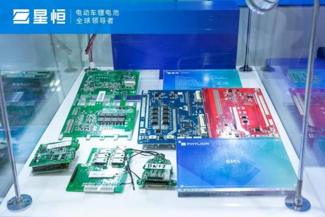 221146038907793ca01252.jpg image002.jpg