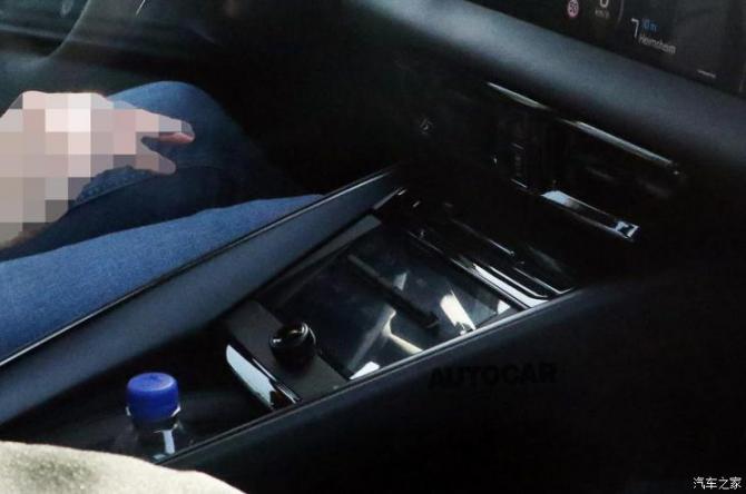 01090245f0002017eb0993.jpg image002.jpg