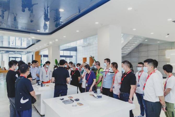 021821157d3fec27168102.jpg image001.jpg