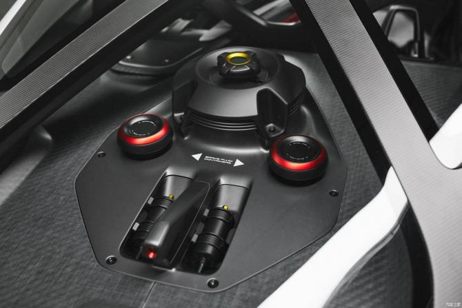 0708183543b950dab07997.jpg image017.jpg