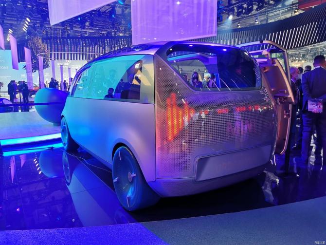 070832123568b64dbf8584.jpg image003.jpg