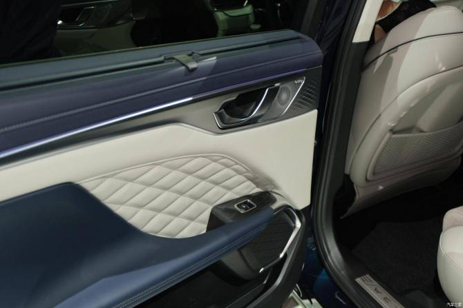 07083528decedf18984925.jpg image007.jpg