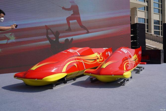 1308241768efe1a5fd0290.jpg image006.jpg