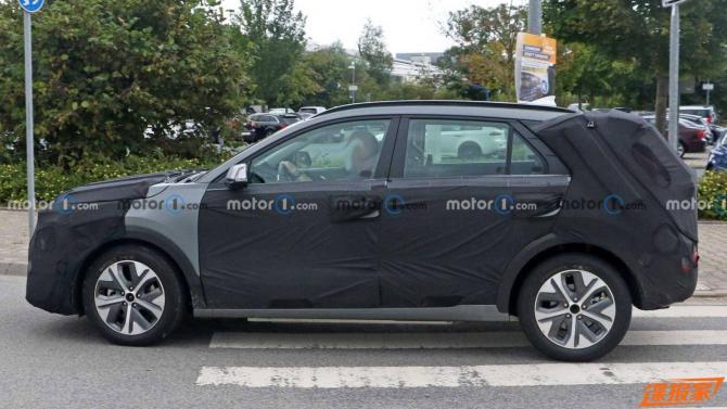 130851176ba1f8cf011381.jpg image002.jpg