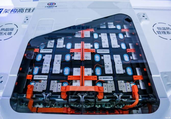 26004325e0a2cbdcd07012.jpg image002.jpg