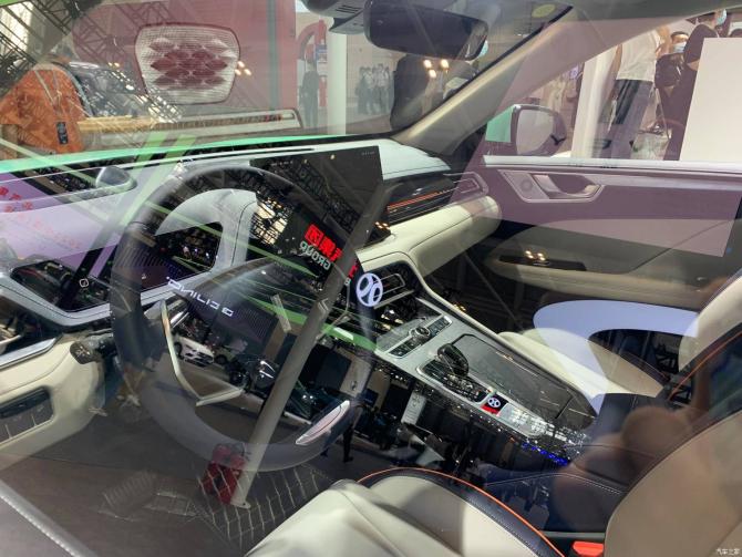 30083242493e09698c4551.jpg image005.jpg